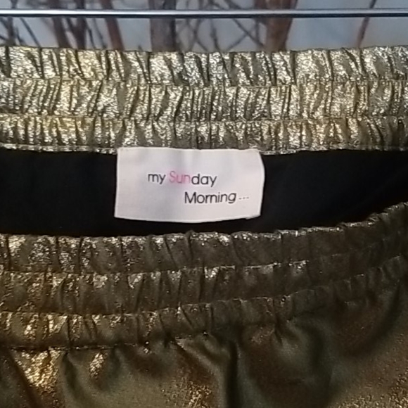 Metallic Amber Skirt - Picture 2 of 2